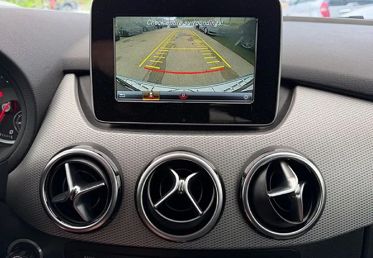 Zunanja slika - Mercedes-Benz B-Razred - B 200 d 4MATIC AMG AUT 1.LASTNIK LED KAMERA ACC - 10