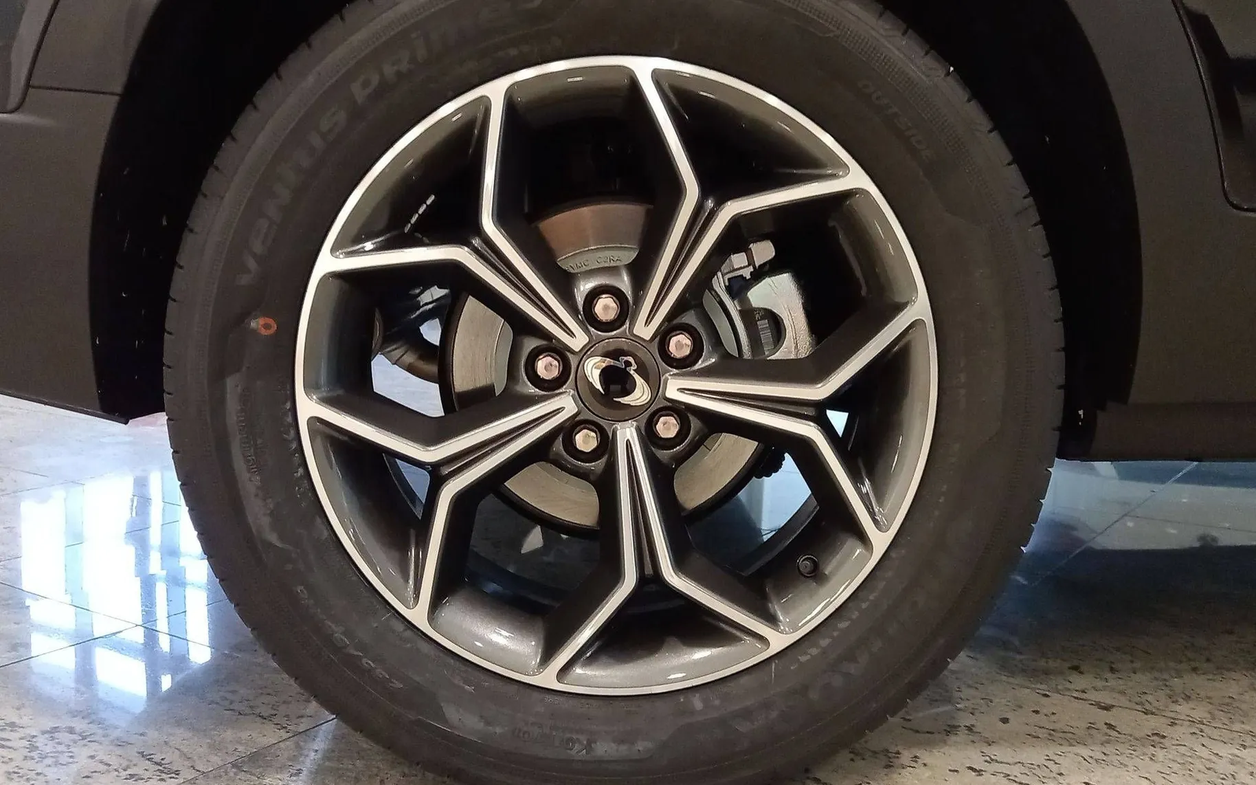 Notranja slika - SsangYong Korando - 1.5 T-GDi Exclusive 4WD AT - 9