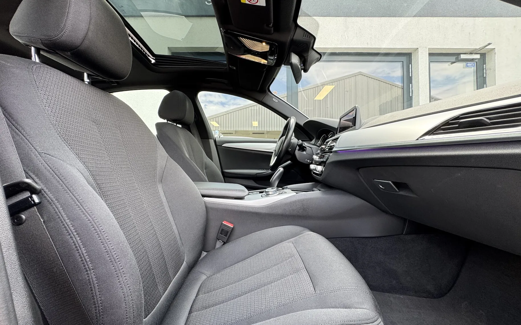 Zunanja slika - BMW serija 5 - 530e iPerformance AVT PRIKLJUČNI HIBRID 78.414 km - 12