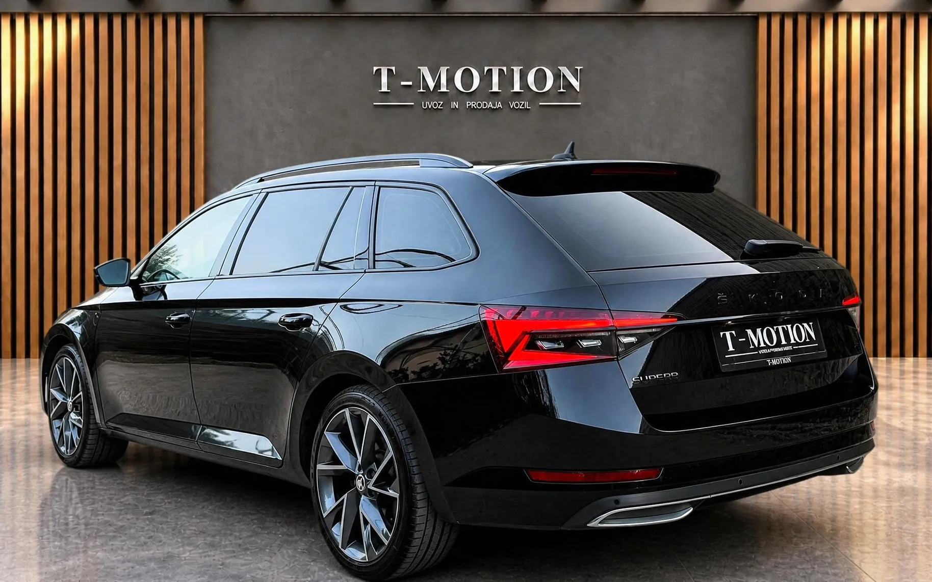 Zunanja slika - Škoda Superb - iV 1.4 TSI Sportline DSG|MATRIX|ACC|KAM|KEYLESS - 4