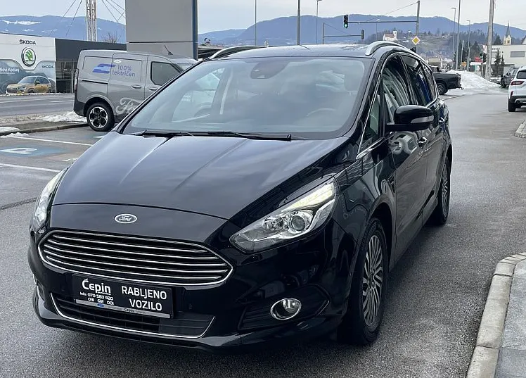 Zunanja slika - Ford S-MAX - 1.5 -ECOBOOST-7 SED-TITANIUM-TOP - 3