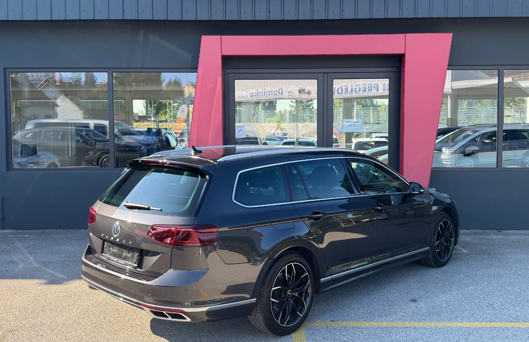 Zunanja slika - Volkswagen Passat - Variant 2.0 TDI R-LINE DSG - 4