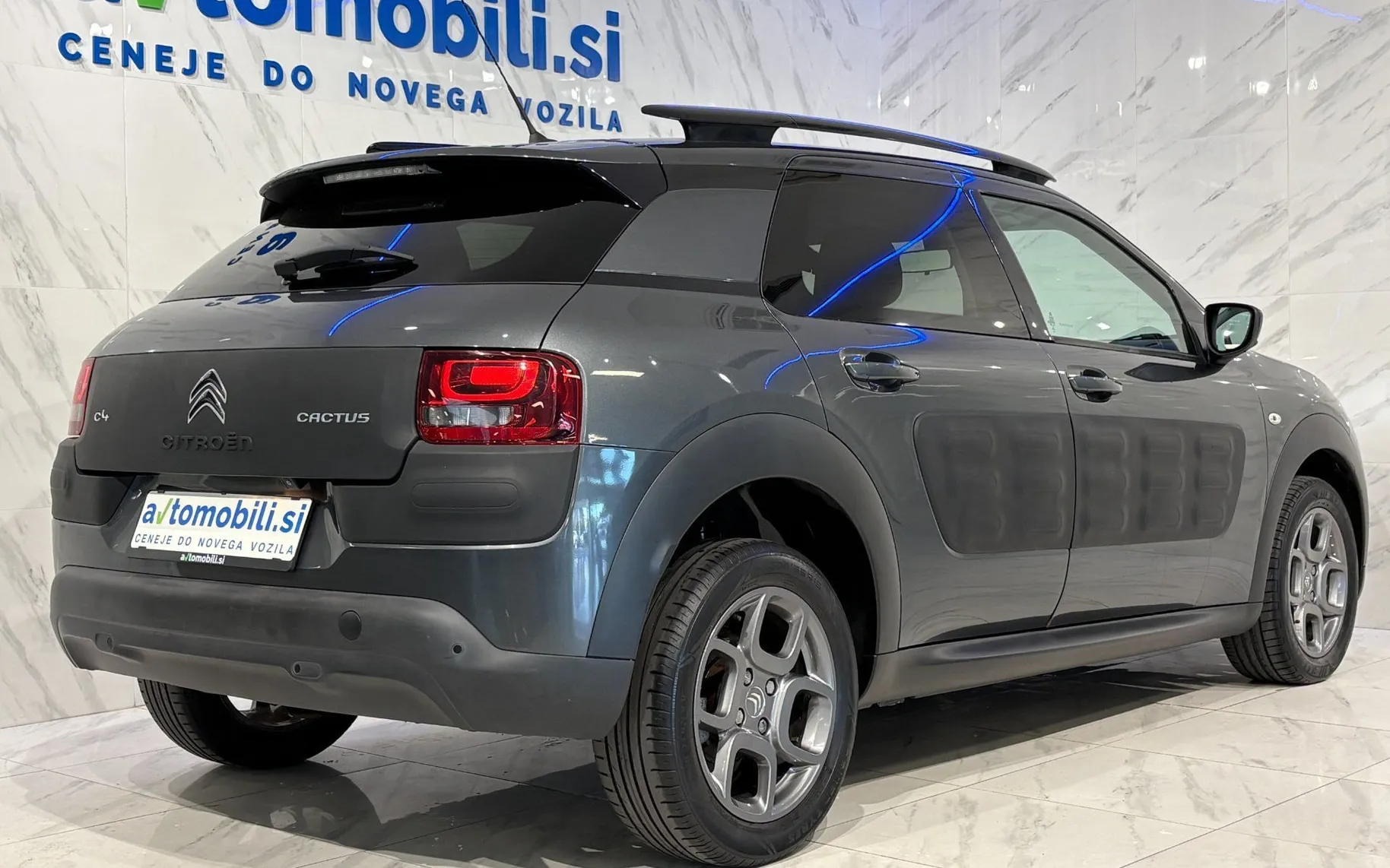 Zunanja slika - Citroën C4 Cactus - 1.6 HDi KAMERA-NAVIGACIJA-PDC-TEMPOMAT - 5