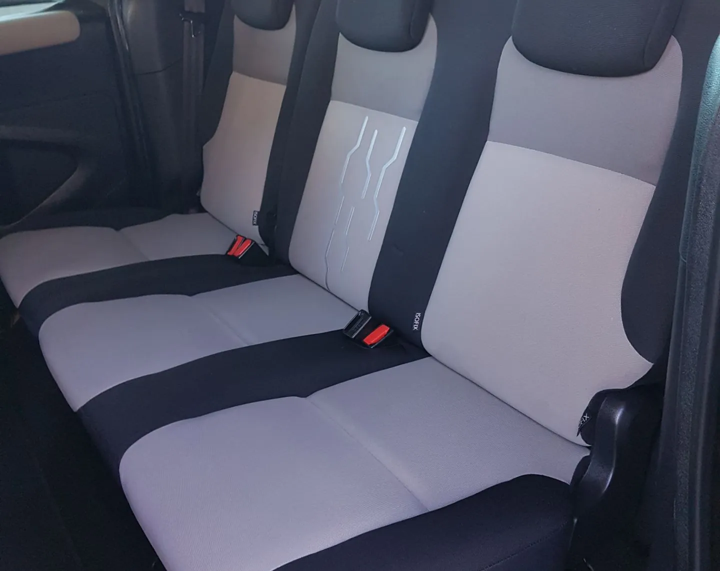 Zunanja slika - Peugeot Partner Tepee - Partner 1.6 e-HDi Active - OPR. VELIKI SERVIS - 13
