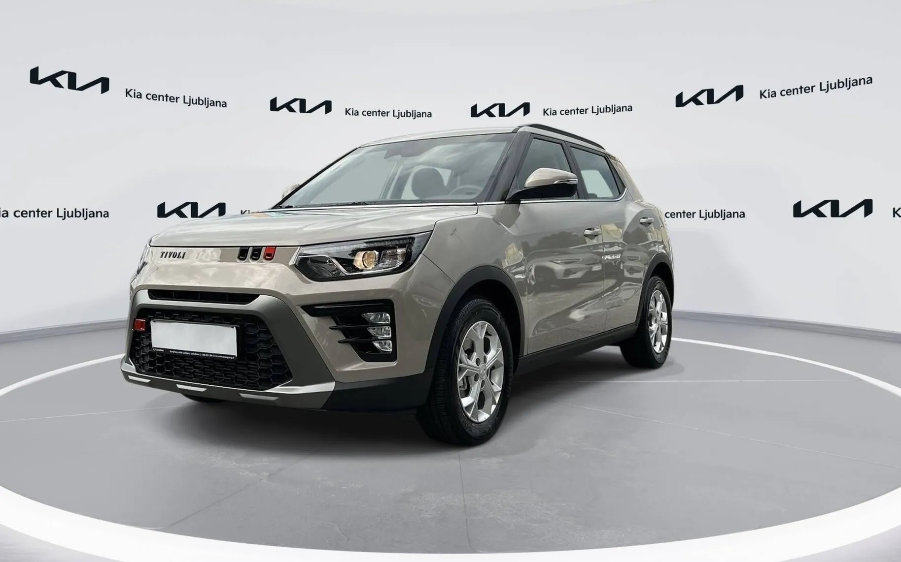 Zunanja slika - SsangYong Tivoli - 1.5 T-GDi Fresh 2WD M T - 1