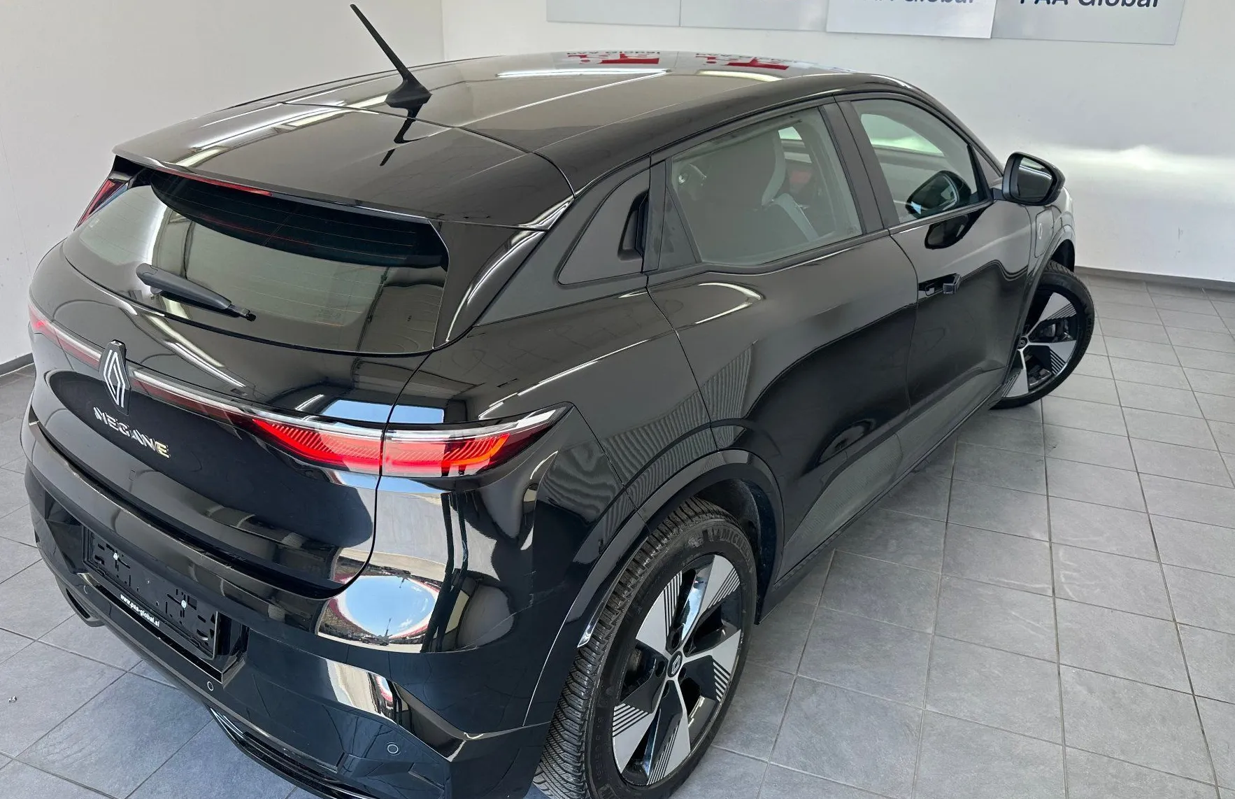 Zunanja slika - Renault Megane E-tech - Berline equilibre EV60 220ch optimum charge.KAMERA - 5