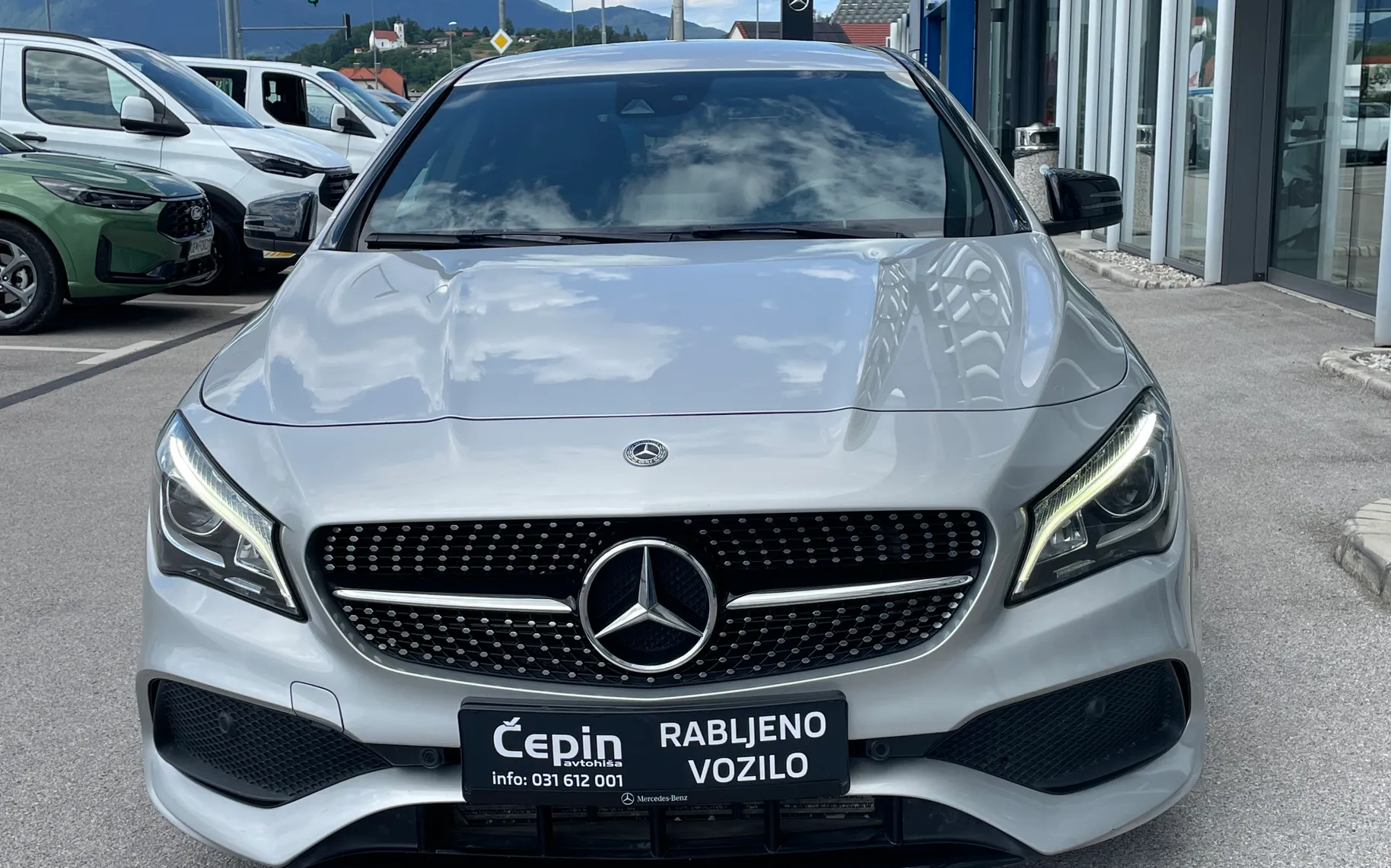 Zunanja slika - Mercedes-Benz CLA Shooting Brake - 220d-AUT-AMG-LINE-LED-NAVI-NIGHT-PACK-TOP - 2