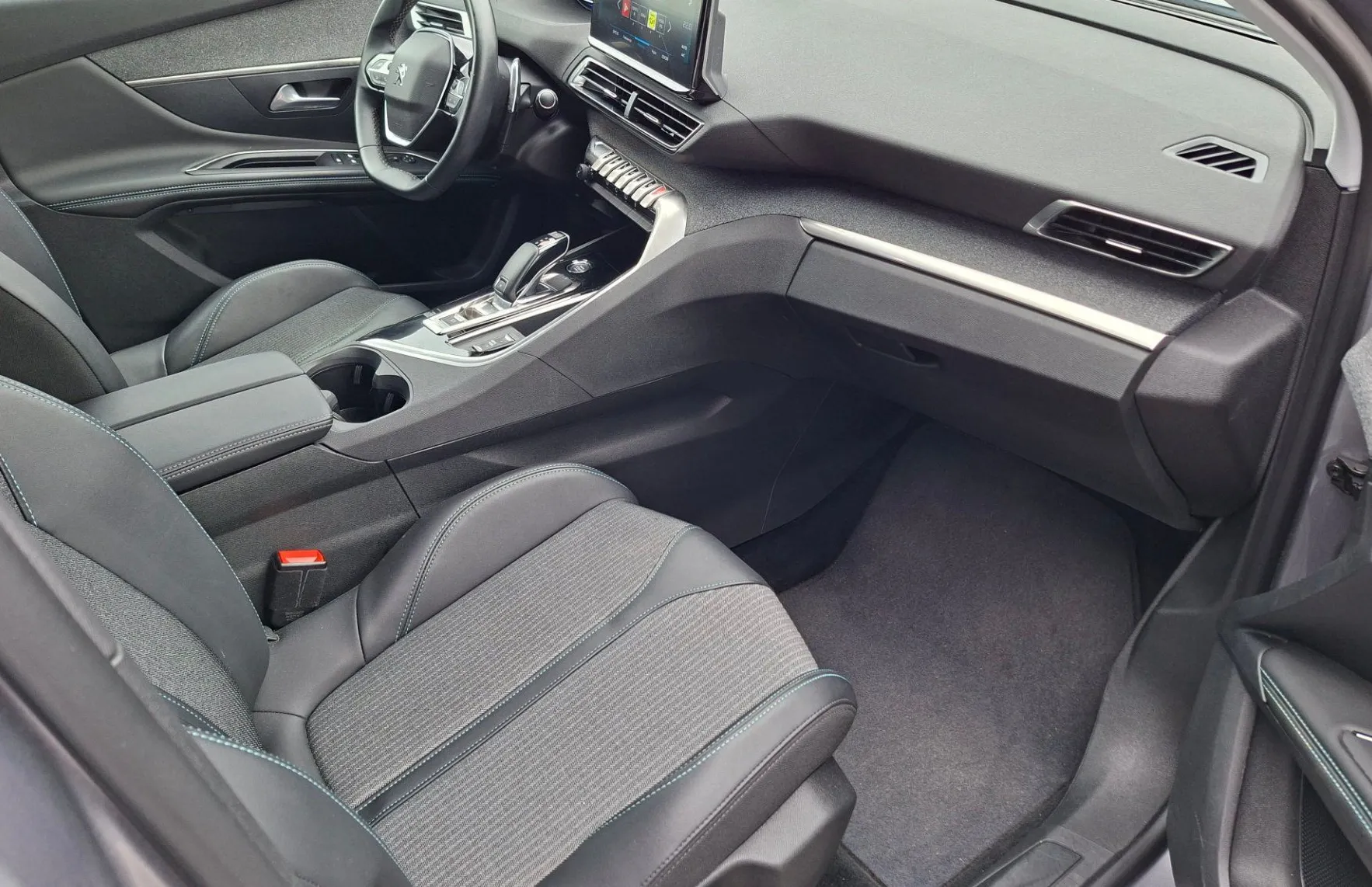Zunanja slika - Peugeot 3008 - 1.5 BlueHDI 130 S S Allure Pack Avt. - 6