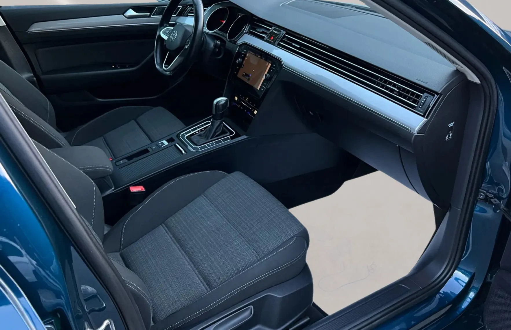 Zunanja slika - Volkswagen Passat - Variant 2.0 TDI 150 KM LED F1 DSG ACC CarPlay 1. lastnik - 11