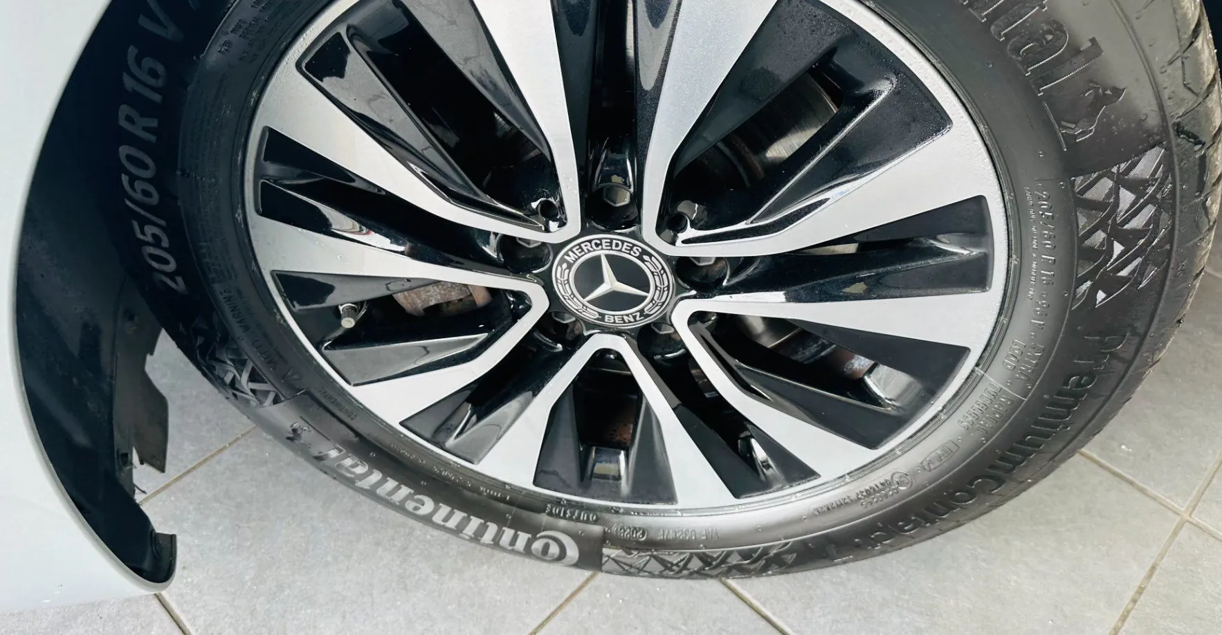 Zunanja slika - Mercedes-Benz A-Razred - A 200 Avt.NEMŠKI+4ALU.KAMERA.USNJE.ACC.KLJUKA.LED - 7