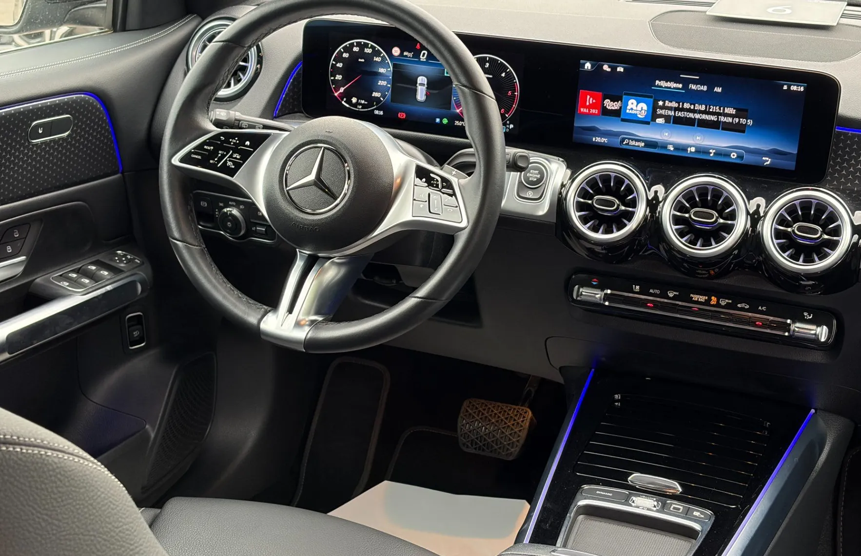 Zunanja slika - Mercedes-Benz GLB-Razred - GLB 200d Progressive Avt. - 11