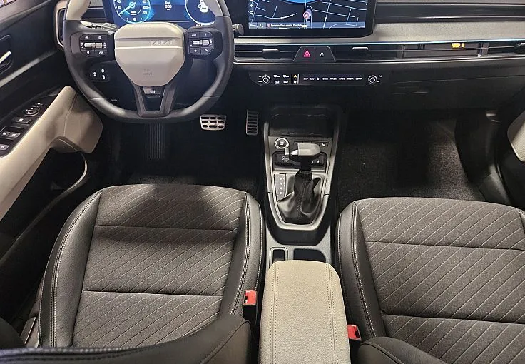 Zunanja slika - KIA Stonic - 1.0 T-GDI  HP  GT-LINE DCT NHEV + ZIMSKE GUME - 7