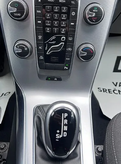Zunanja slika - Volvo V40 Cross Country - 2.0TD+NAV+VIRTUAL+PDC+ALU - 14