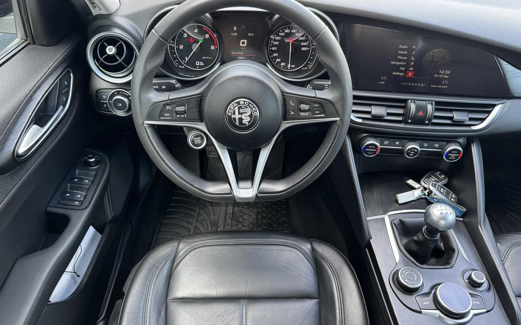 Zunanja slika - Alfa Romeo Giulia - 2.2 Multijet 150KM USNJE NAVI BI-XENON DAB - 14