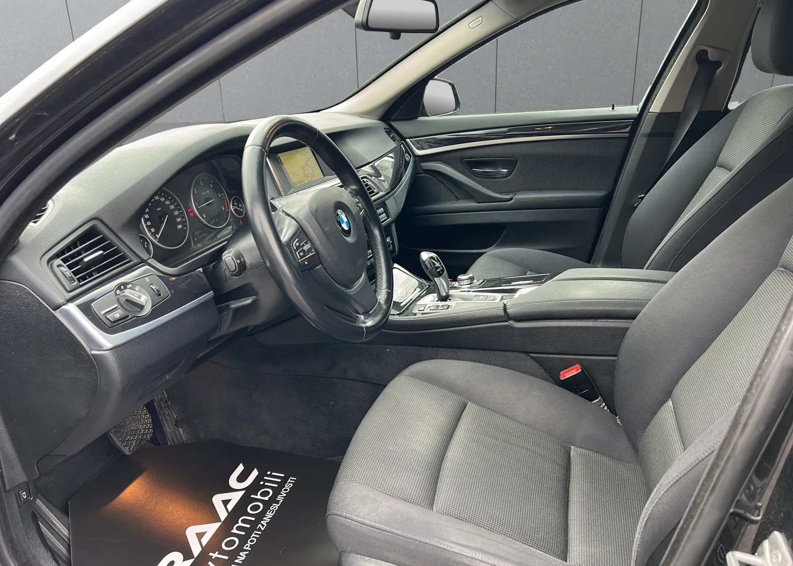 Zunanja slika - BMW serija 5 Touring - Serija 5 520d touring Avt. - 8