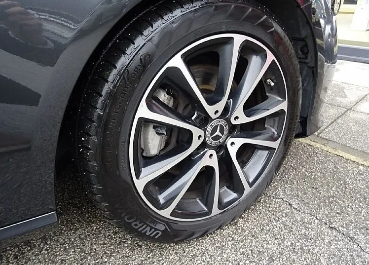 Zunanja slika - Mercedes-Benz E-Razred - E 220 d 9G TRONIC 200KM - LED - NAVI - 18 COL - - 7