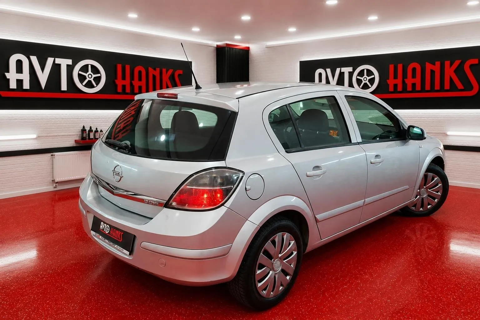 Notranja slika - Opel Astra - 1.7 CDTI.BREZ POLOGA-LEANPAY - 8