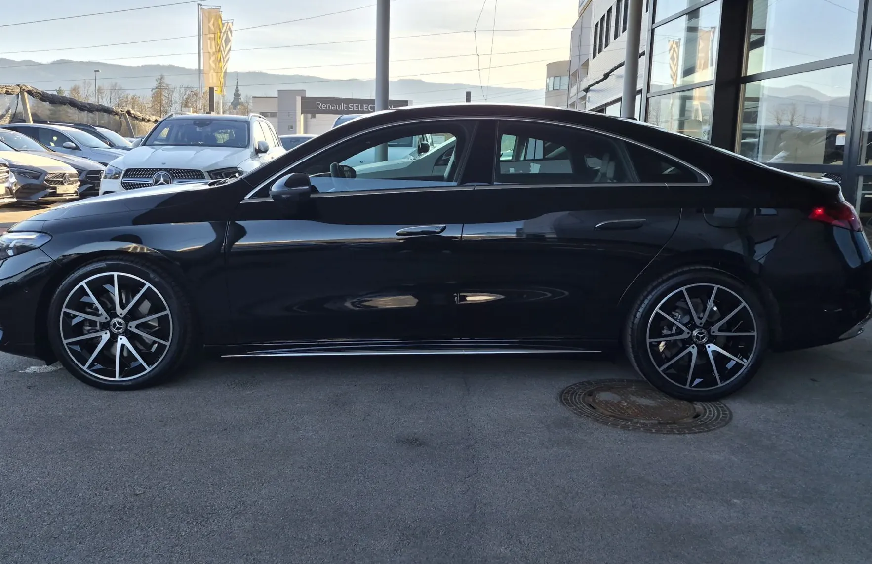 Zunanja slika - Mercedes-Benz CLA-Razred - CLA 200 AMG Line - 4