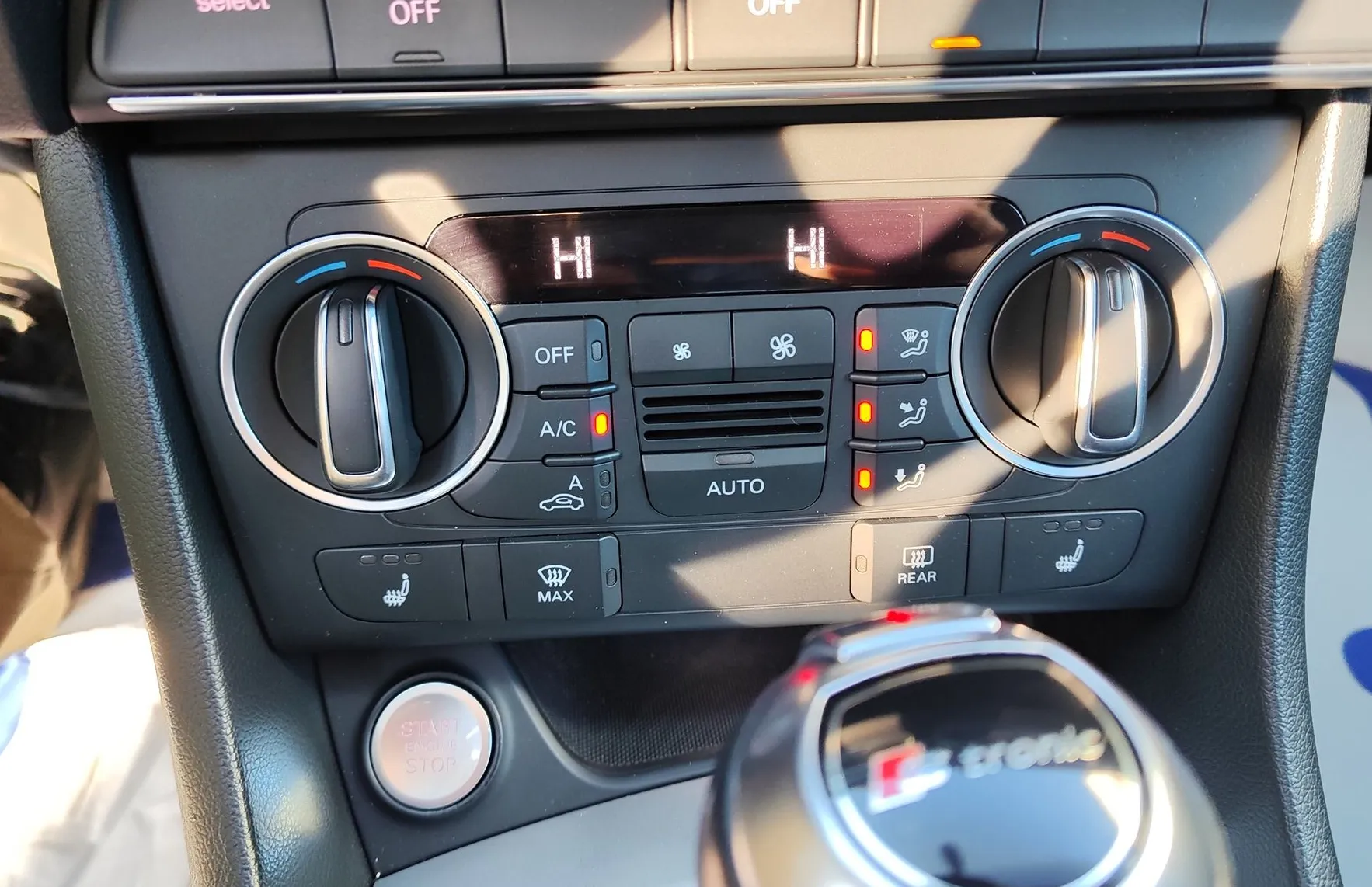 Zunanja slika - Audi Q3 - 2.0 TDI quattro S tronic 150  Sport keyless go - 17
