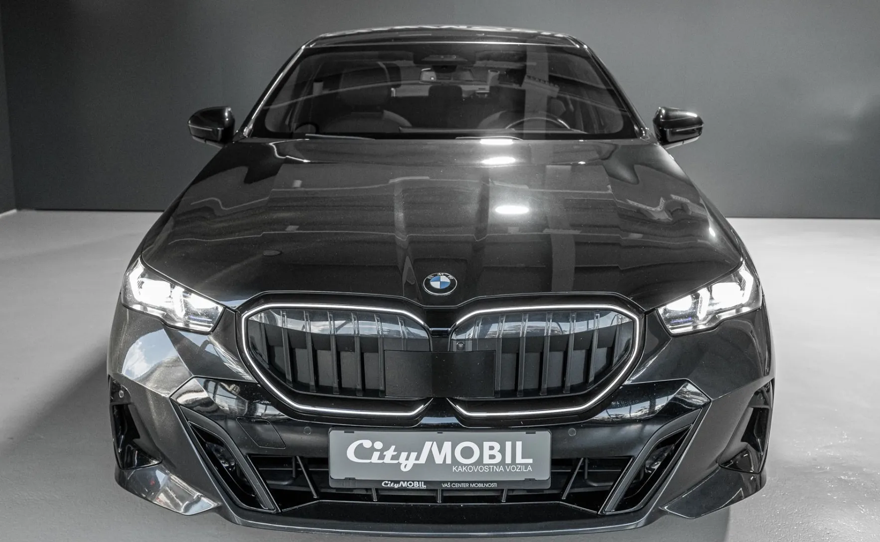 Zunanja slika - BMW Serija 5 - : M-SPORT PRO PAKET-HEADUP-HARMAN-PANO-MEMORY-USNJE - 2
