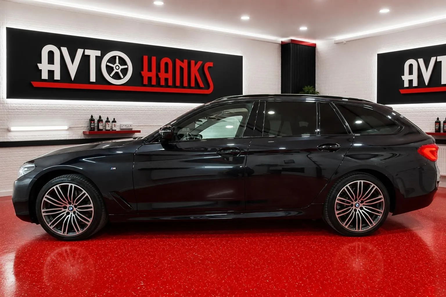 Zunanja slika - BMW serija 5 Touring: - 520d xDrive.Avt.M-OPTIC.MAX OPREMA.PANO.VIRTUAL - 6