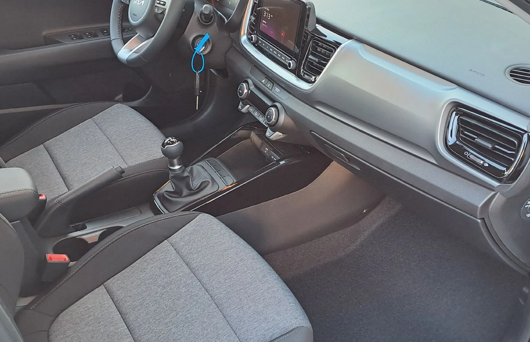 Zunanja slika - KIA Stonic - 1.2 DPI LX Urban+ ISG - 5