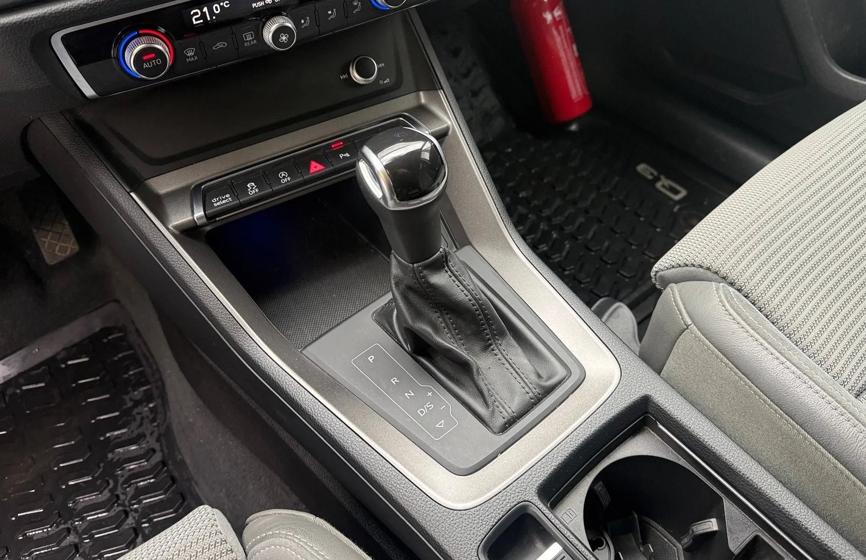 Zunanja slika - Audi Q3 - Sportback 35 TDI  QUATTRO LED ACC KLJUKA USNJE - 16