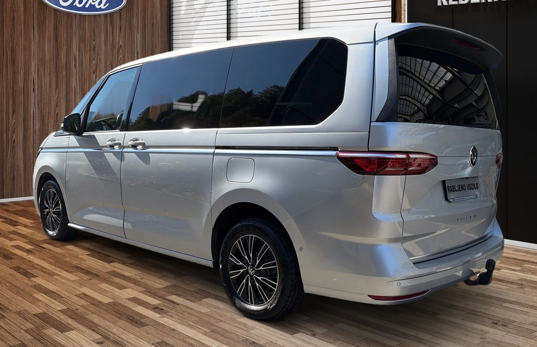 Zunanja slika - Volkswagen Multivan - T7 STYLE 2.0 TDI 150 PS DSG L2-SLO-1.LAST-ODLIČEN - 5