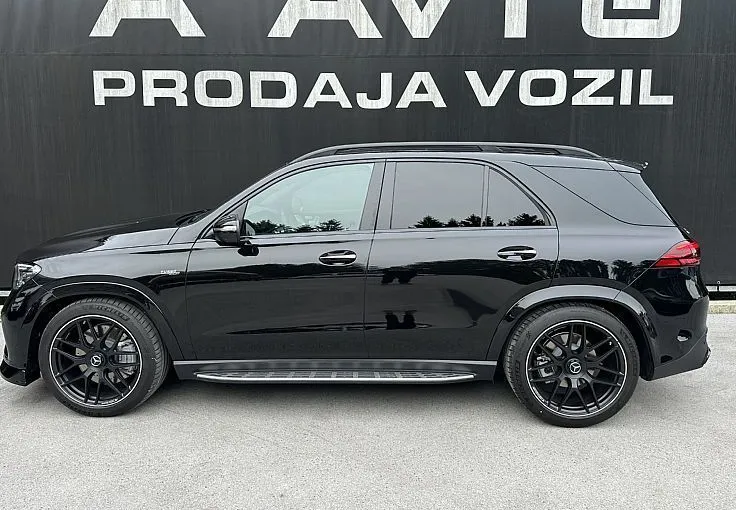 Zunanja slika - Mercedes-Benz GLE-Razred - Mercedes-AMG GLE 53 4MATIC+ AIRMATIC-PANO-VK-22COL - 4