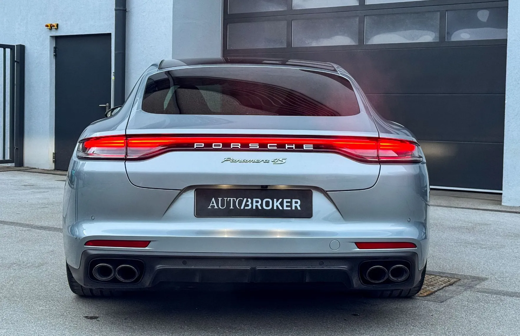 Zunanja slika - Porsche Panamera - 2.9 4S e-hybrid PDK 4WD ParkAssist Panorama PDLS+ - 6