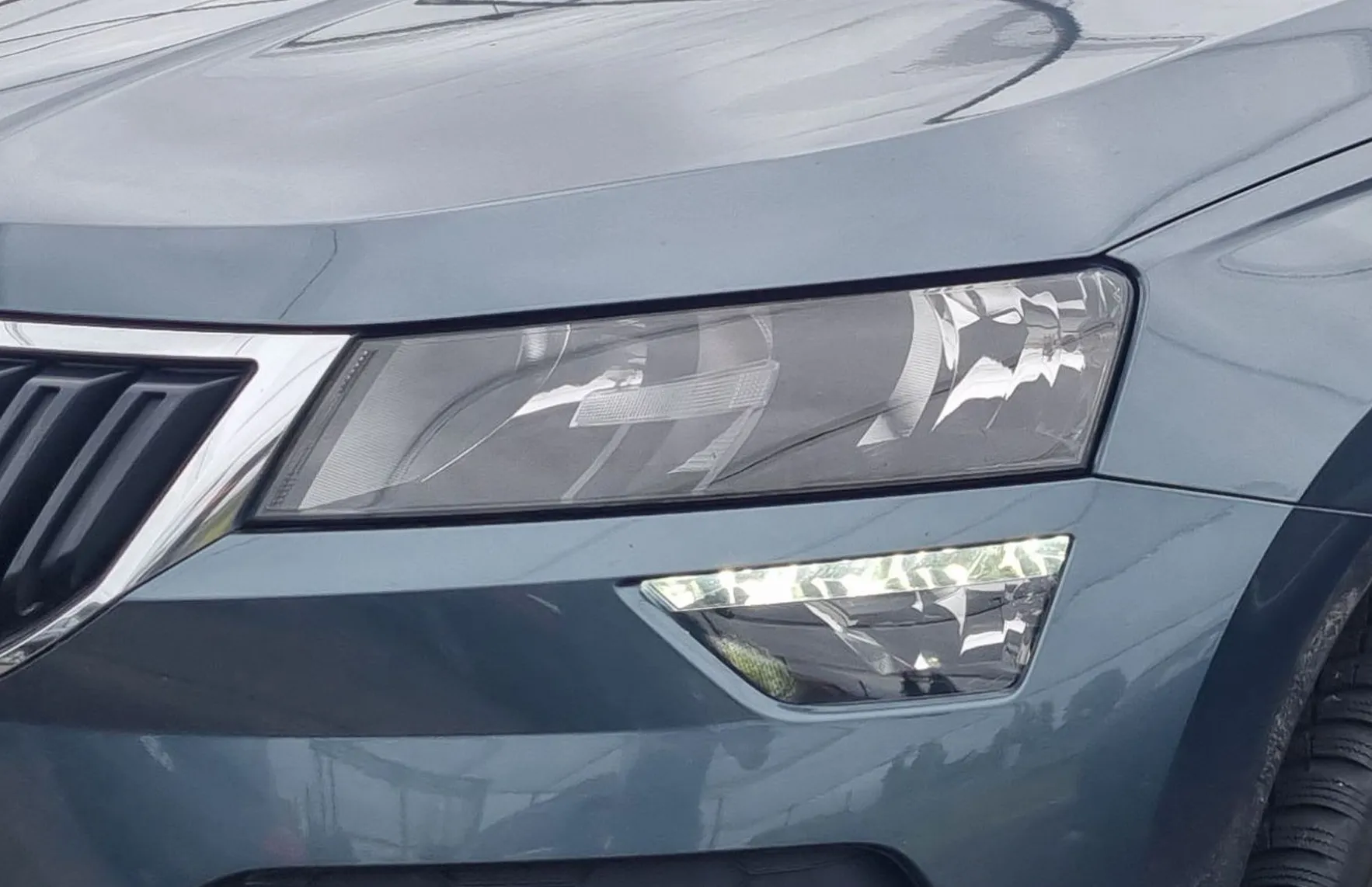 Zunanja slika - Škoda Karoq - Active 1.6 TDI - 5
