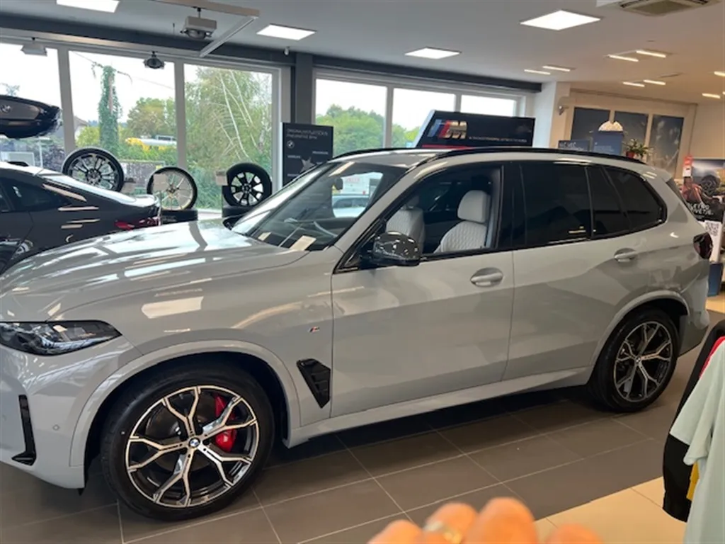 Zunanja slika - BMW X5 - xDrive40d - 3