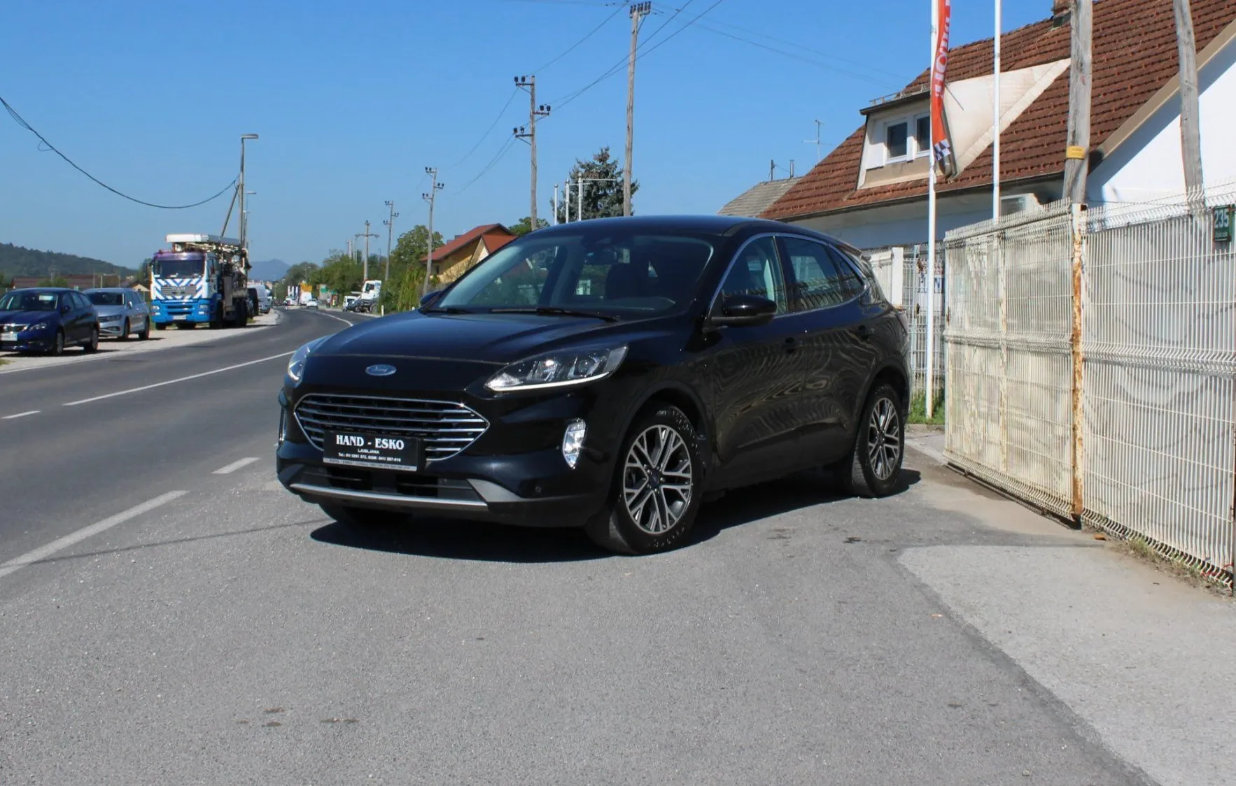 Zunanja slika - Ford Kuga - 2.5 PHEV 225 Titanium-NAVI-ALU-PDC - 1