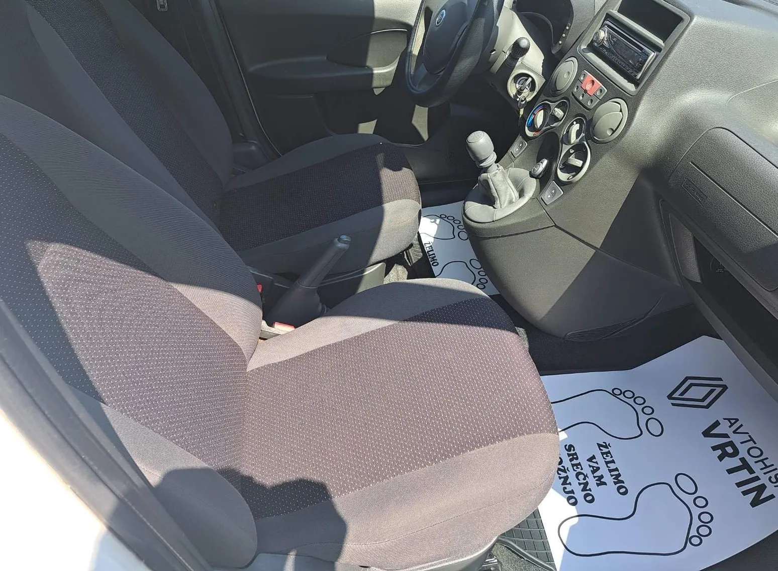 Zunanja slika - Fiat Panda - 1.1 - 7