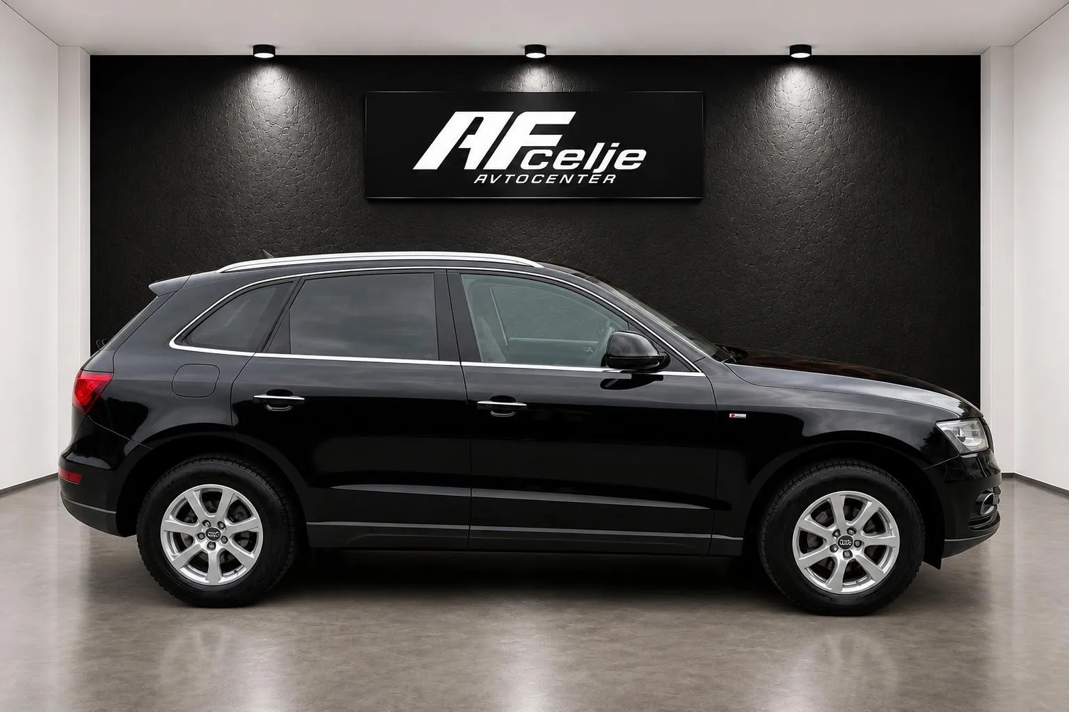 Zunanja slika - Audi Q5 - 2.0 TDI-Q-4X4-AUT-XENON-LED LIZING ZA TUJCE - 3