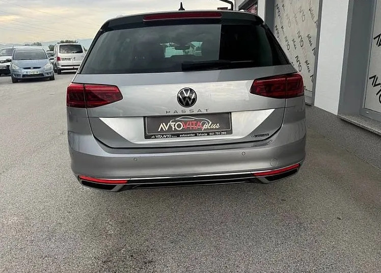 Zunanja slika - Volkswagen Passat - Variant 2.0 TDI BMT SCR 4MO. Highline avt. Led Navi Kame - 7
