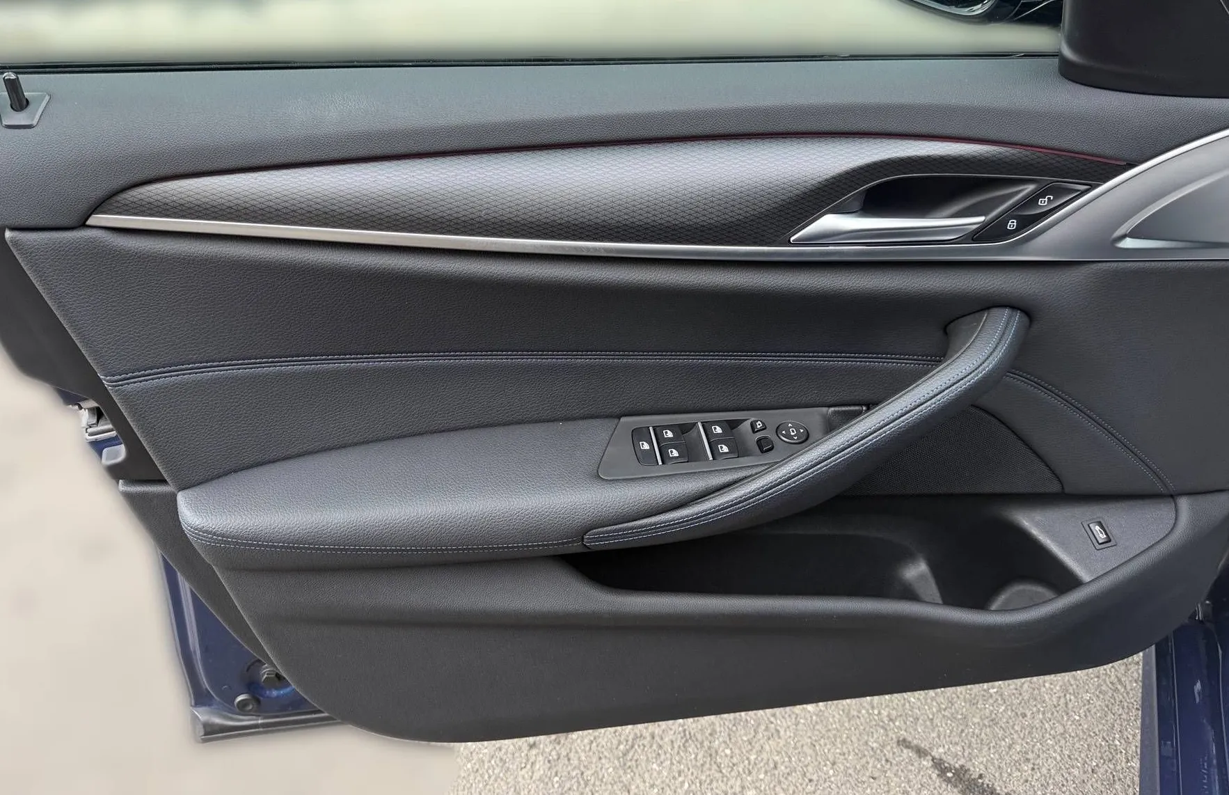 Zunanja slika - BMW Serija 5 - : 530d xDRIVE M SPORT PANO KAMERA LED VIRTUAL NAVI - 11