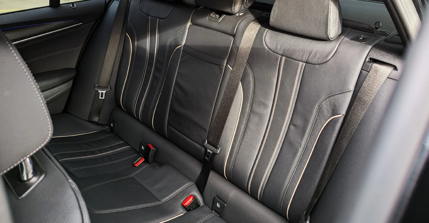 Zunanja slika - BMW Serija 5 - Touring: 530d xDrive M SPORT PAKET Head-Up Navi Kljuka - 11