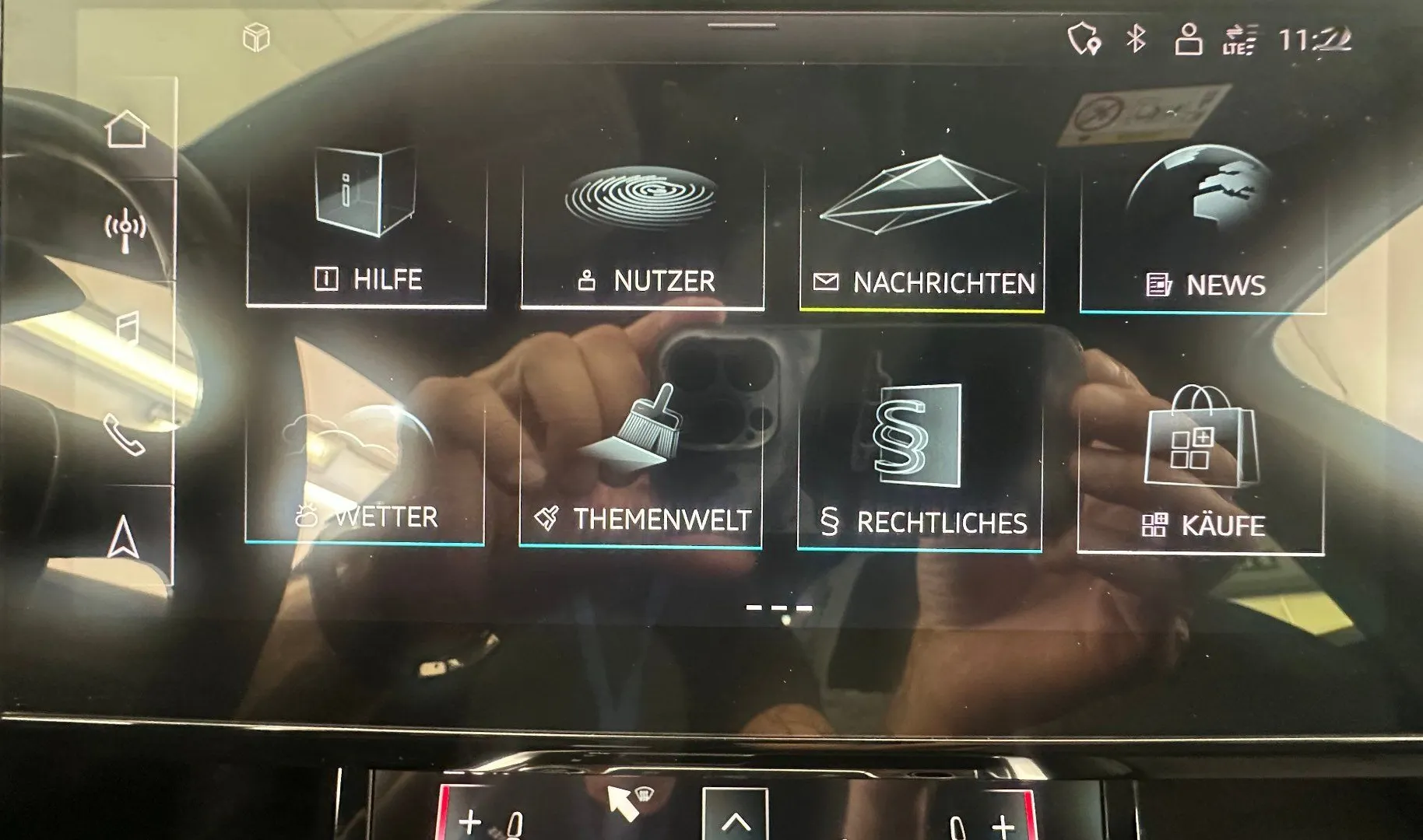 Zunanja slika - Audi e-tron - 55 quattro S line.NEMŠKI+4ALU.KAMERA.USNJE.KLJUKA - 2