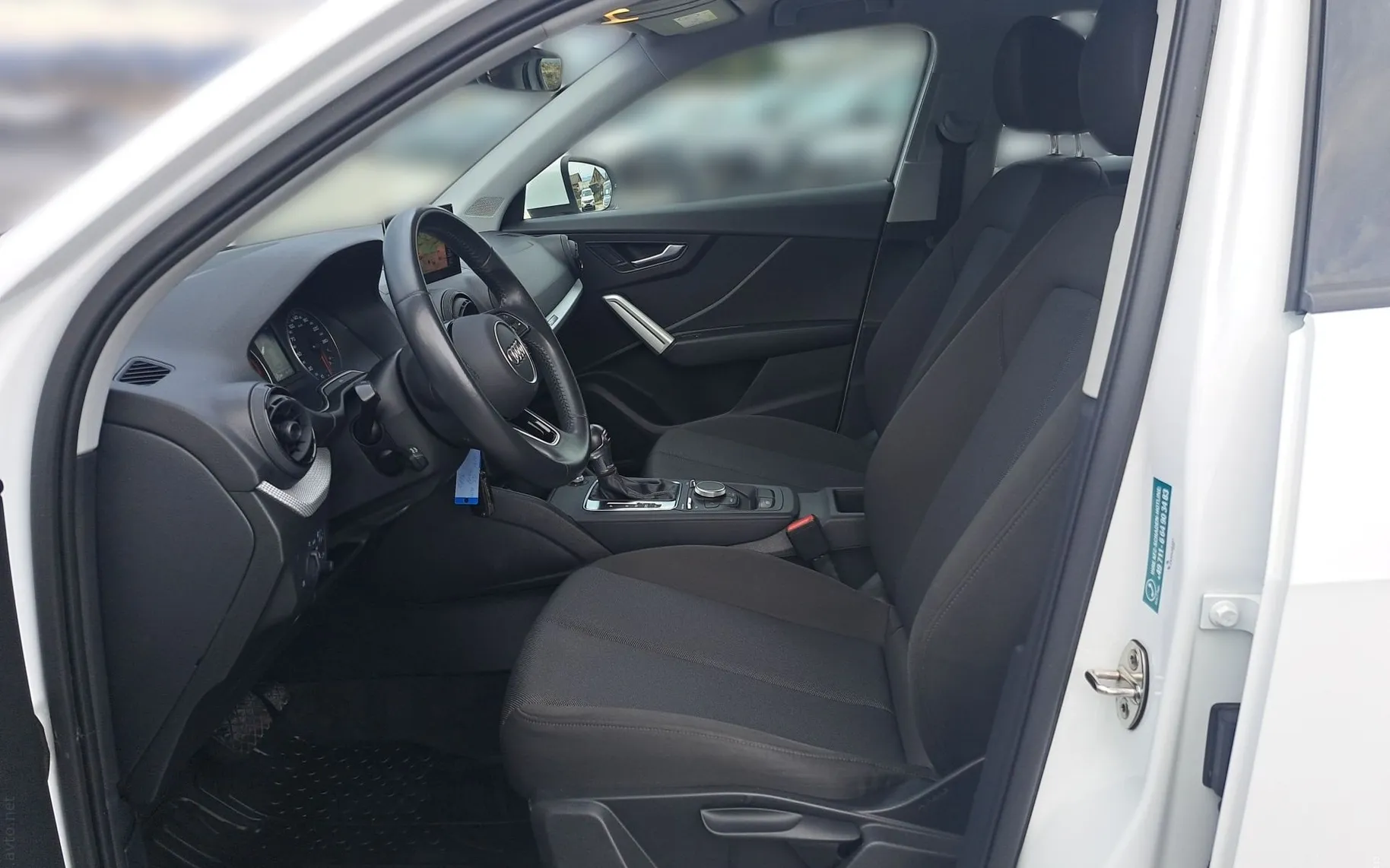 Notranja slika - Audi Q2 - 30 TDI S tronic... - 7
