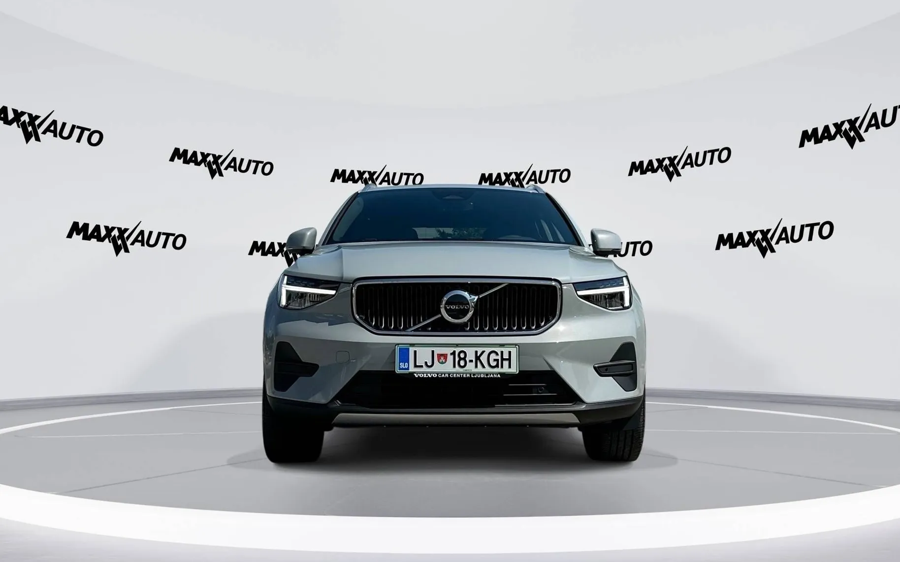 Zunanja slika - Volvo XC40 - B3P Core Avt - 11