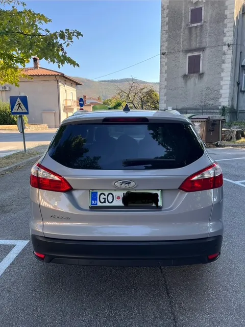 Zunanja slika - Ford Focus - Titanium - 4