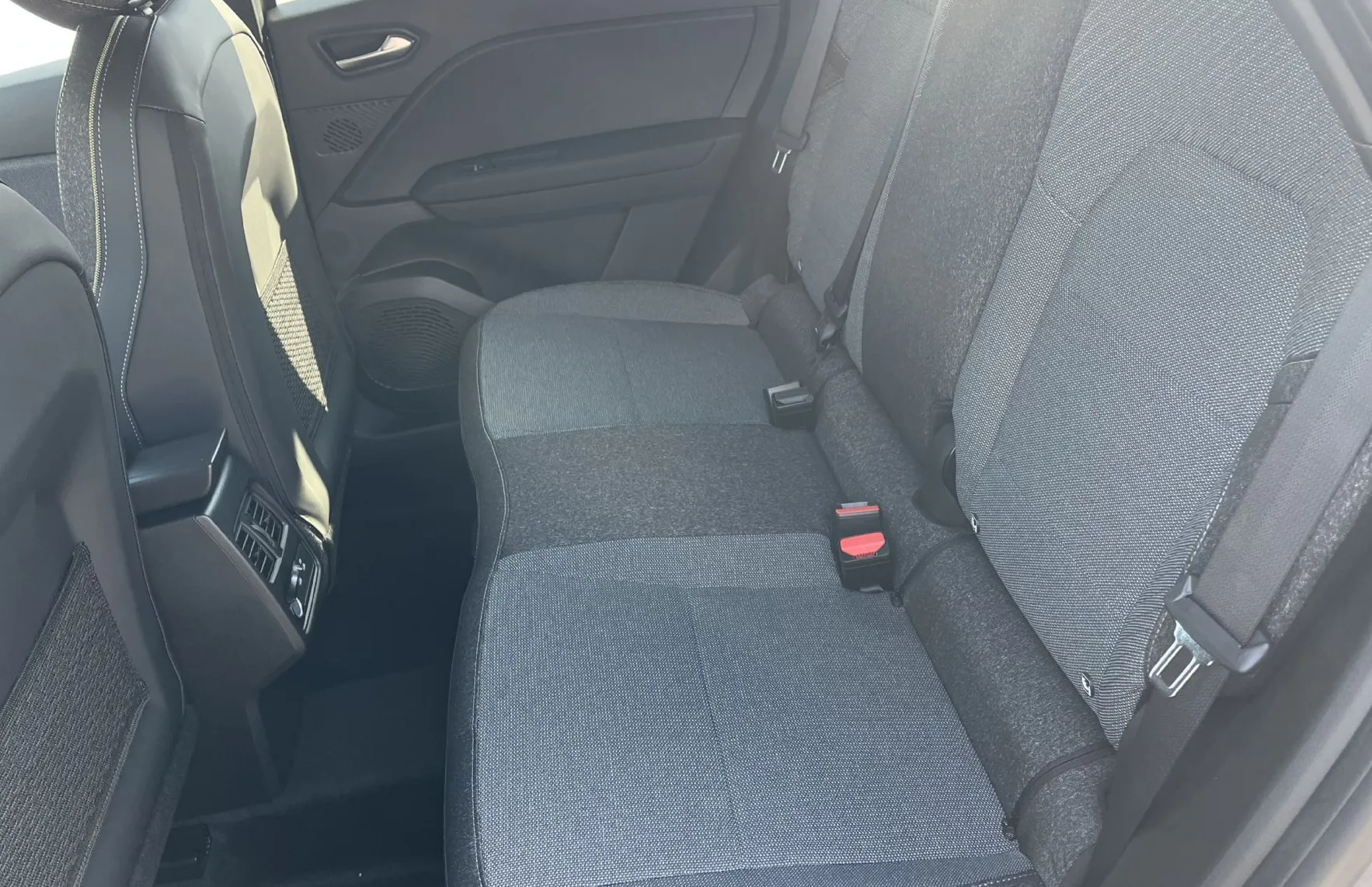 Zunanja slika - Mitsubishi ASX - 1.3 DI-T MHEV 103kW Intense - 10