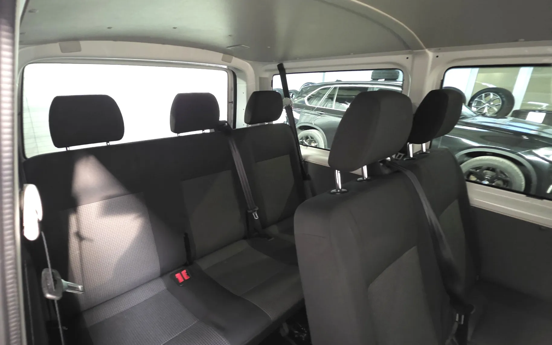 Zunanja slika - Volkswagen Transporter - Multivan Multivan T6.1 2,0 TDI DSG - 9