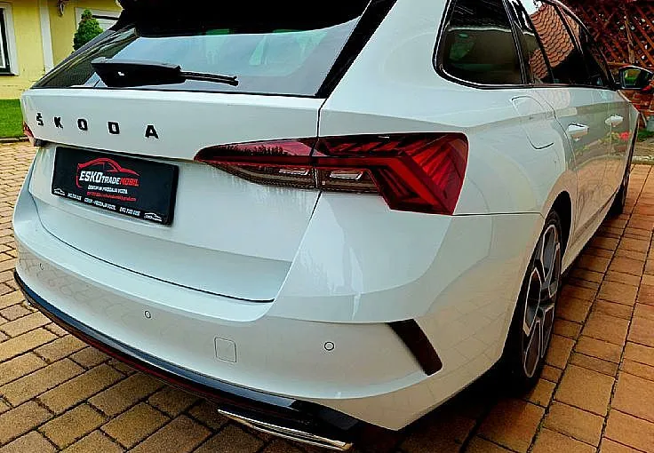 Zunanja slika - Škoda Octavia - 2.0 TDI RS DSG+ALU19+MATRIX+ACC+HEADUP+KLJUKA - 4