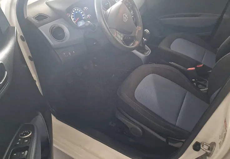 Zunanja slika - Hyundai i10 - 1.0 Comfort LEPO OHRANJENA REDNO SERVISIRANO - 6