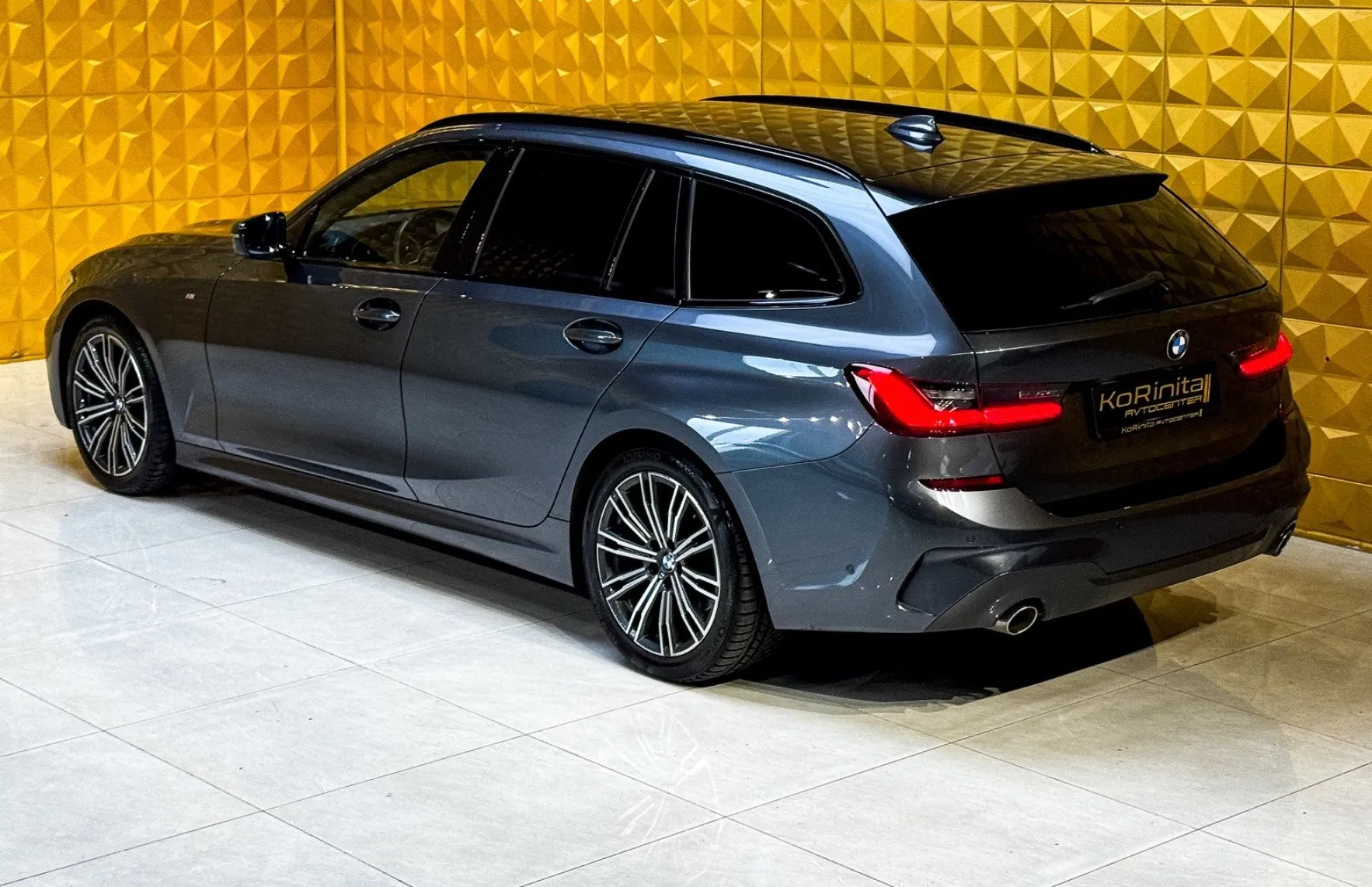 Zunanja slika - BMW Serija 3 - Touring: 318d AUT. M Sport-VIRTUAL-360-GRETJE VOLANA-AMB - 7