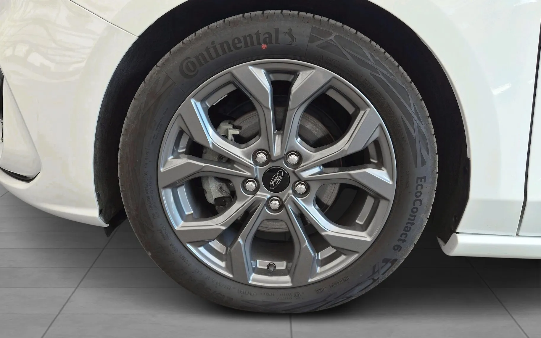 Zunanja slika - Ford Focus - Karavan 1.5 EcoBlue ST-Line Avt.-SLO-RADAR-BLISS - 9