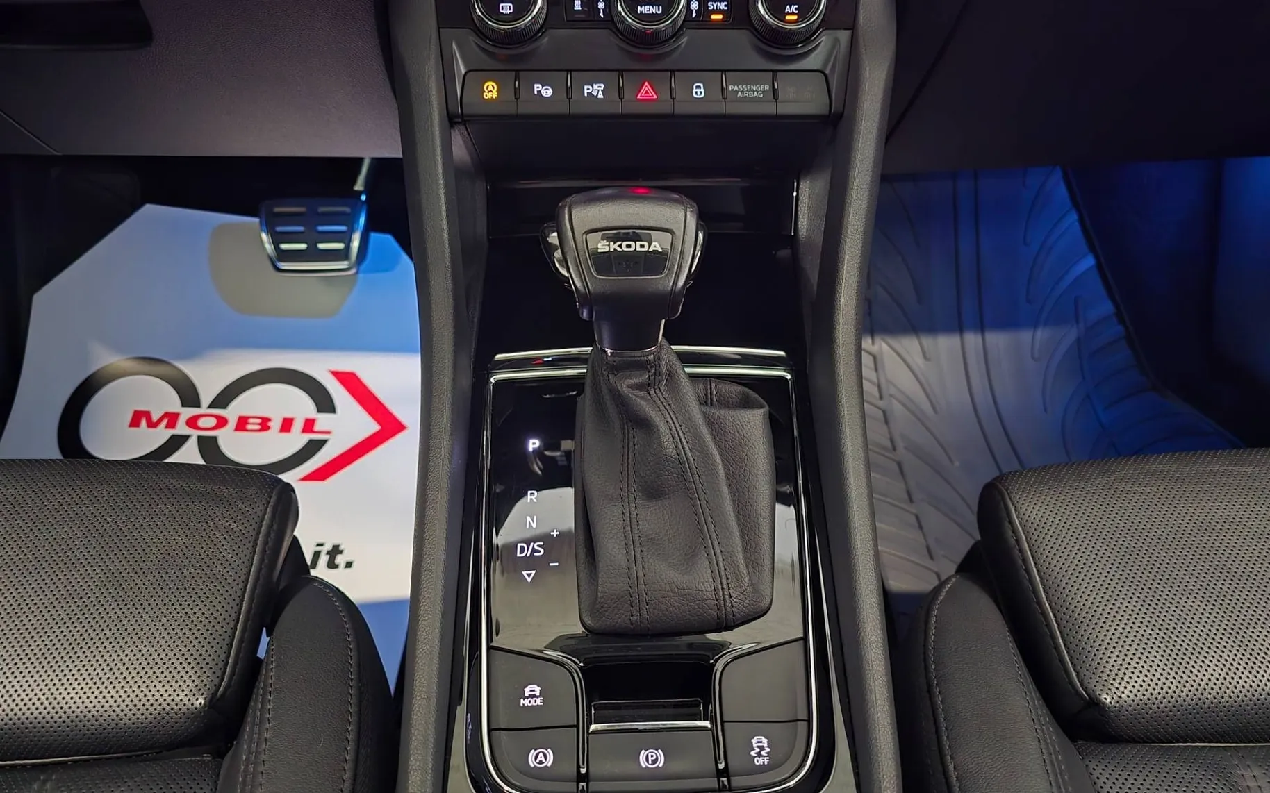 Notranja slika - Škoda Kodiaq - 2.0 TDI L K DSG - Matrix.360kam.DCC.pano.Canton - 13