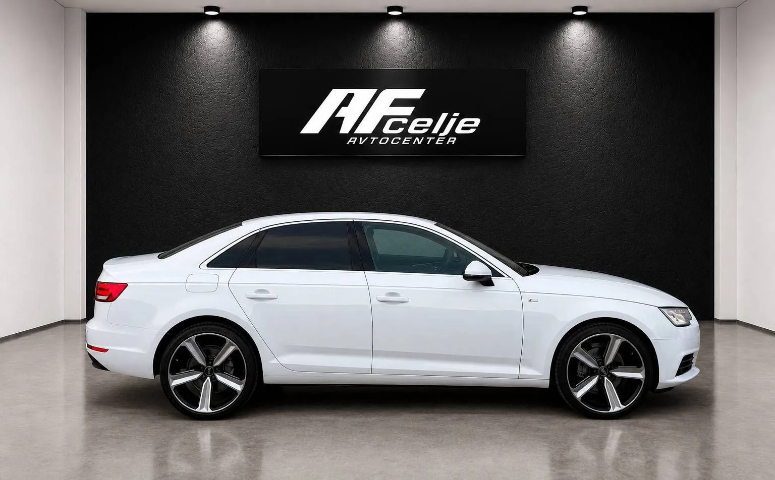 Zunanja slika - Audi A4 - 1.4 TFSI-XENON+LED-AMBIENT-LIZING ZA TUJCE- - 4